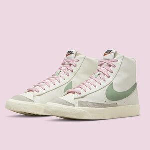 Nike Blazer Mid ‘77 “certified fresh” Pink and Enamel Green Sneakers
